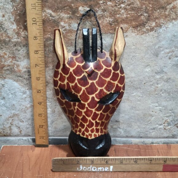 Hand Carved Wooden Giraffe Mask African Wall Decor - Picture 7 of 8